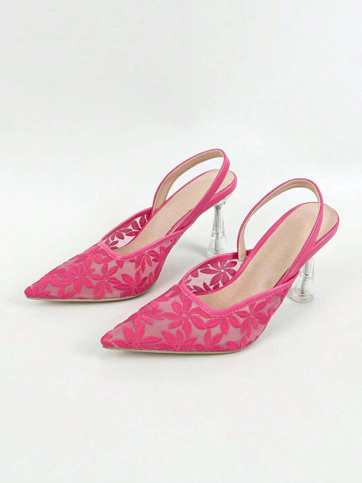 Elegant Floral Embroidery Cone Heel Toe-covered Sandals