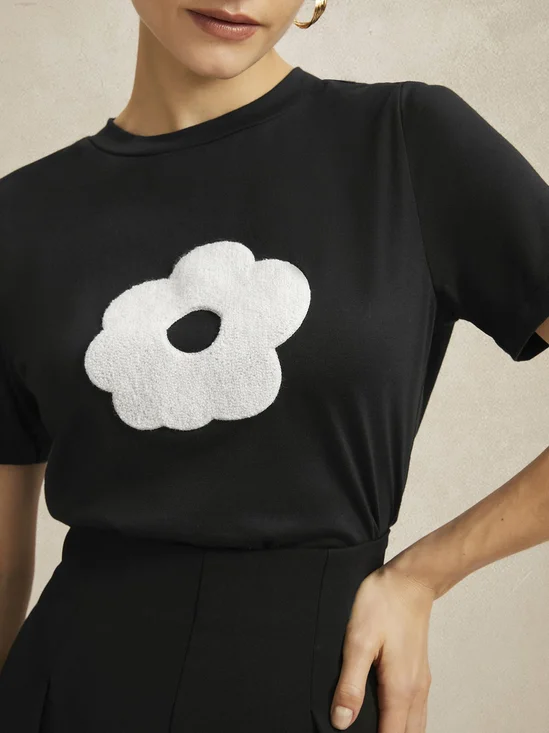 Better Basics Floral Pattern Versatile T-Shirt